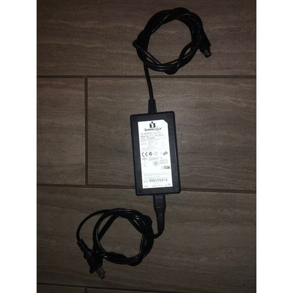 Iomega AC/DC Adapter Mini 5-Pin Metal DIN DA-30C03 30941702 Hard Disk Drive - Picture 1 of 3